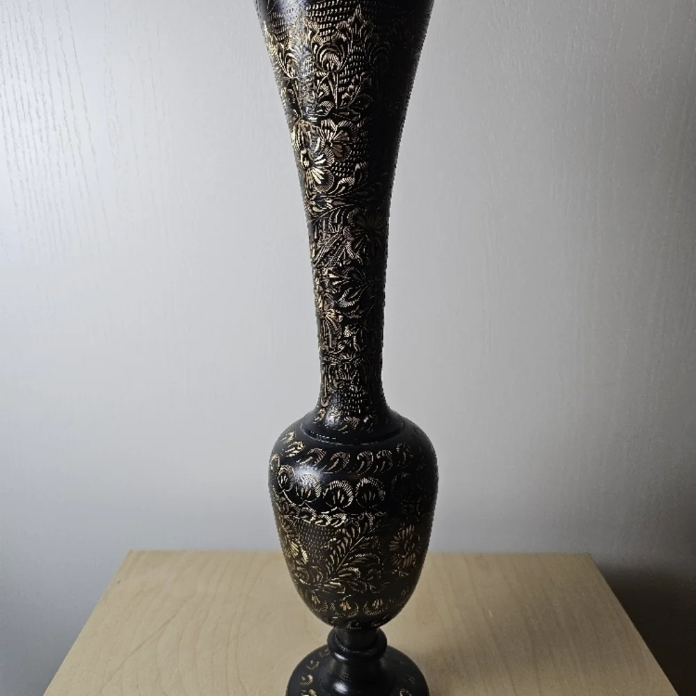 Elegant Black and Gold Vase